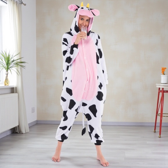Spooktacular Creations Unisex Cow Pajama Plush Jumpsuit – Size M – NWOT! - Picture 3 of 13